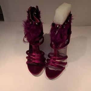 NWT ABS Ciera- Feather and stud Fuchsia Sandal